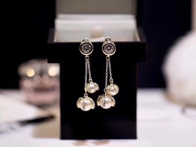 Chanel Two Pearls Noble Earrings Silver Tone For Women