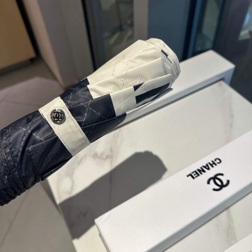 Chanel Umbrella With Logo CC White