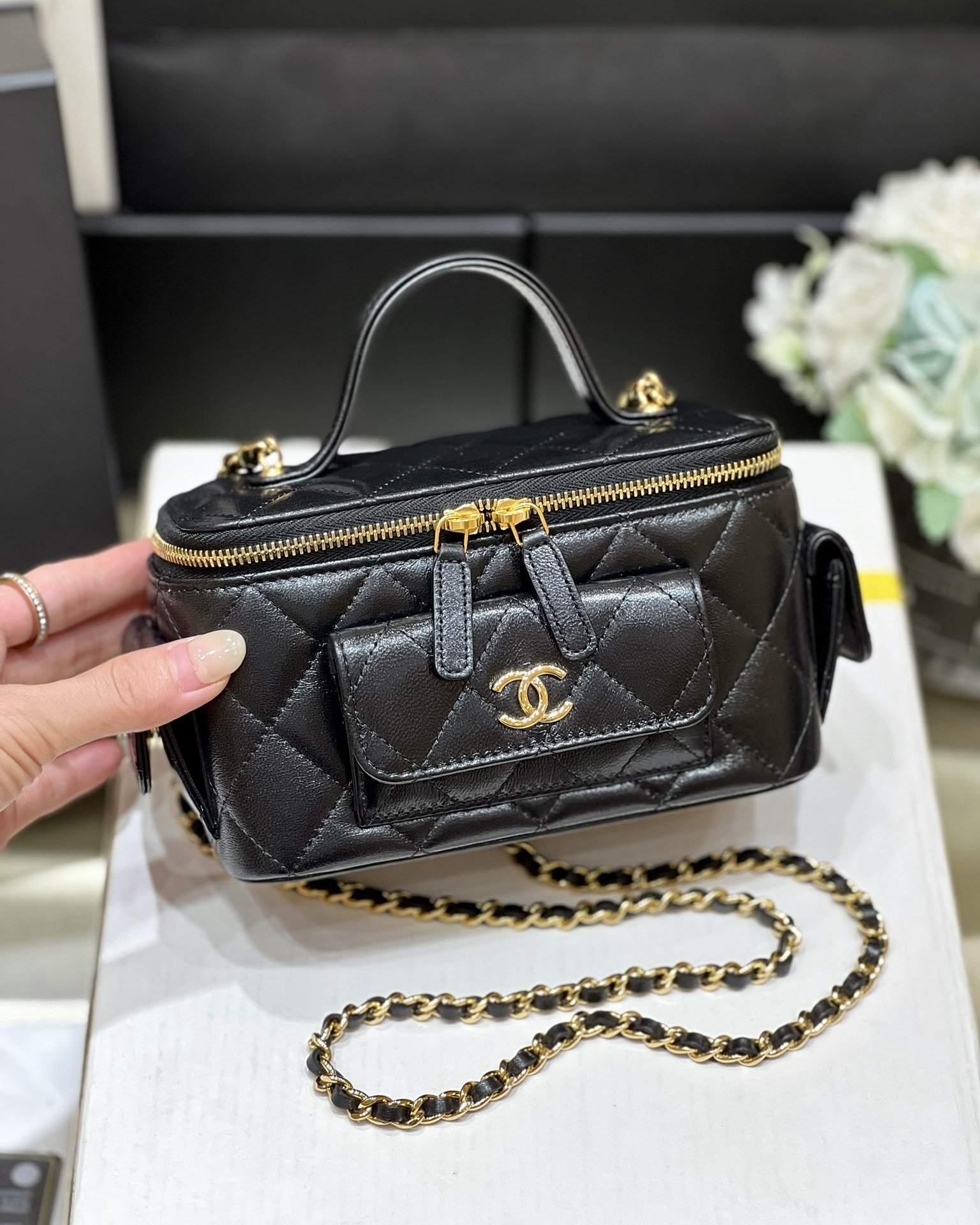 Chanel Vanity Bag With Strap Black For Women, Women’s Bags 6.6in/17cm AP3017 94305