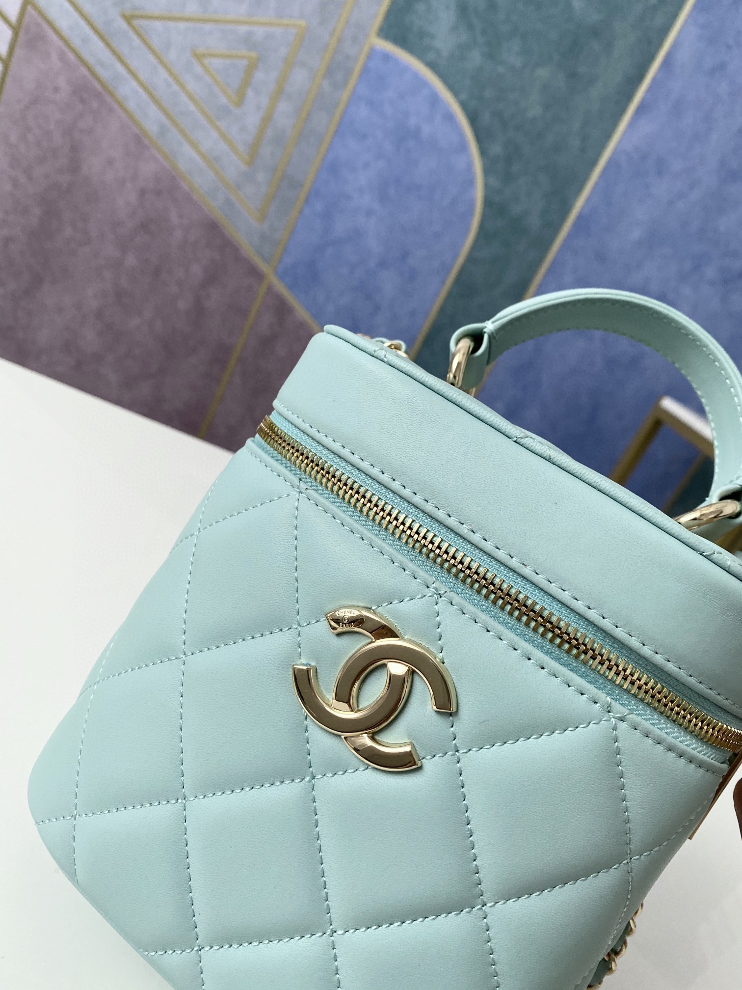Chanel Vanity Case Gold Hardware Light Green For Women, Women’s Handbags, Shoulder Bags 9.4in/24cm 