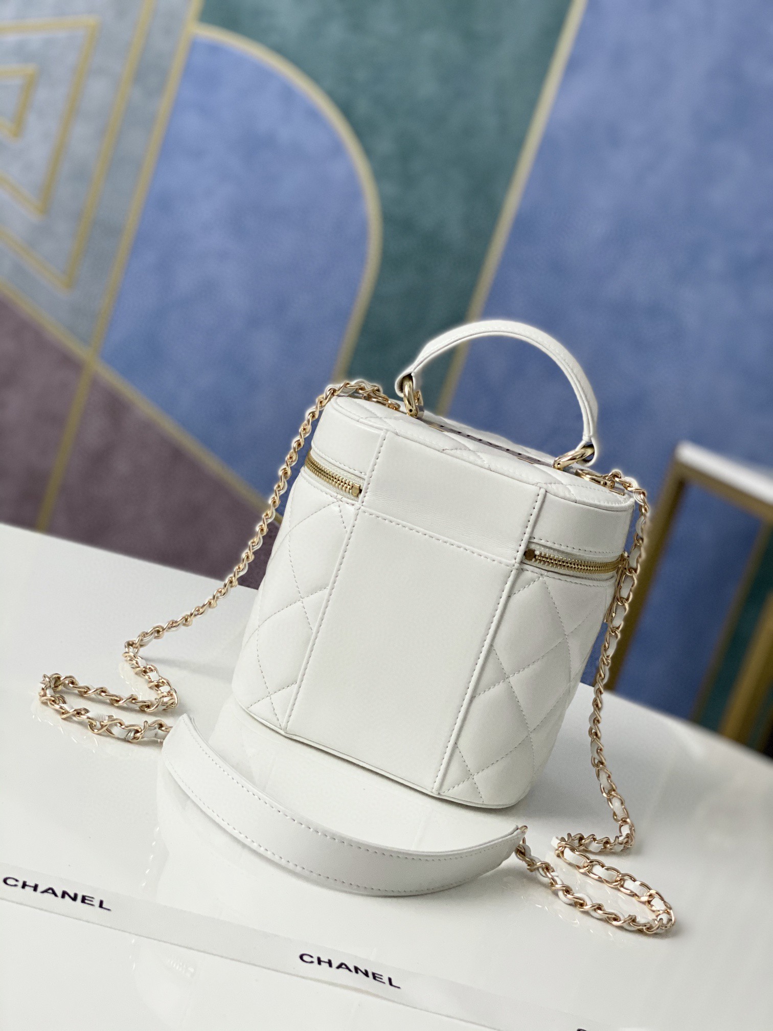 Chanel Vanity Case Gold Hardware White For Women, Women’s Handbags, Shoulder Bags 9.4in/24cm 