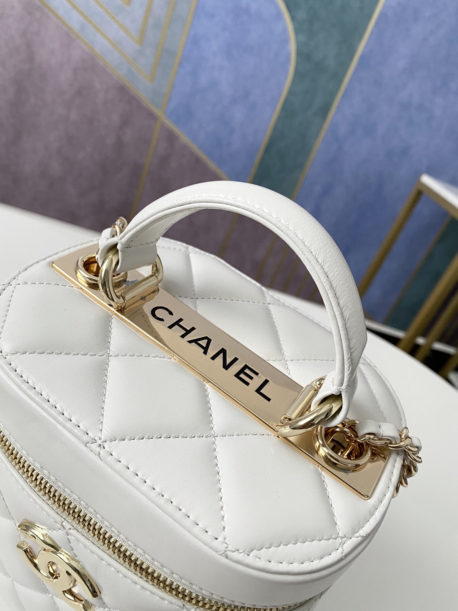 Chanel Vanity Case Gold Hardware White For Women, Women’s Handbags, Shoulder Bags 9.4in/24cm 