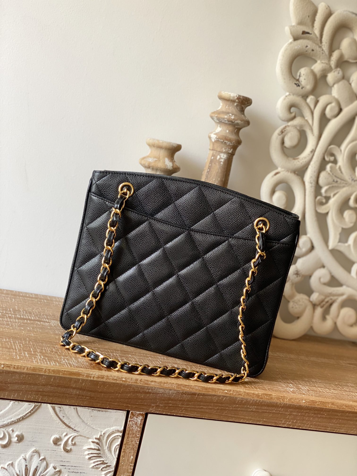 Chanel Vintage Black Medium Quilted Caviar Tote Bag For Women 28cm/11in