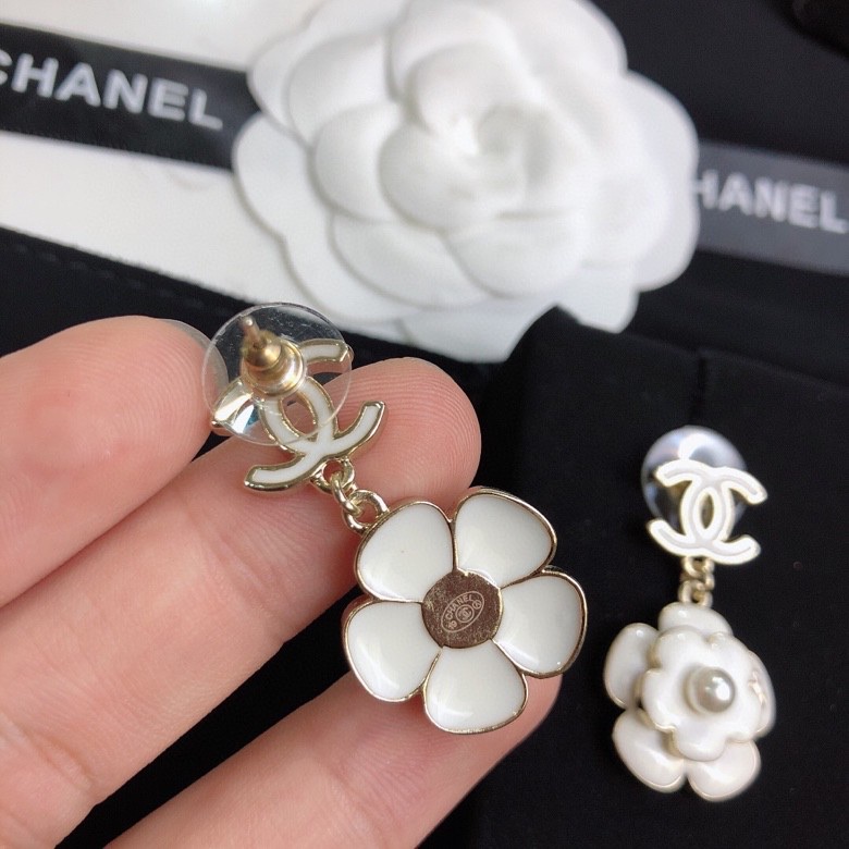 Chanel White Camellia Flower Earrings Gold Tone For Women