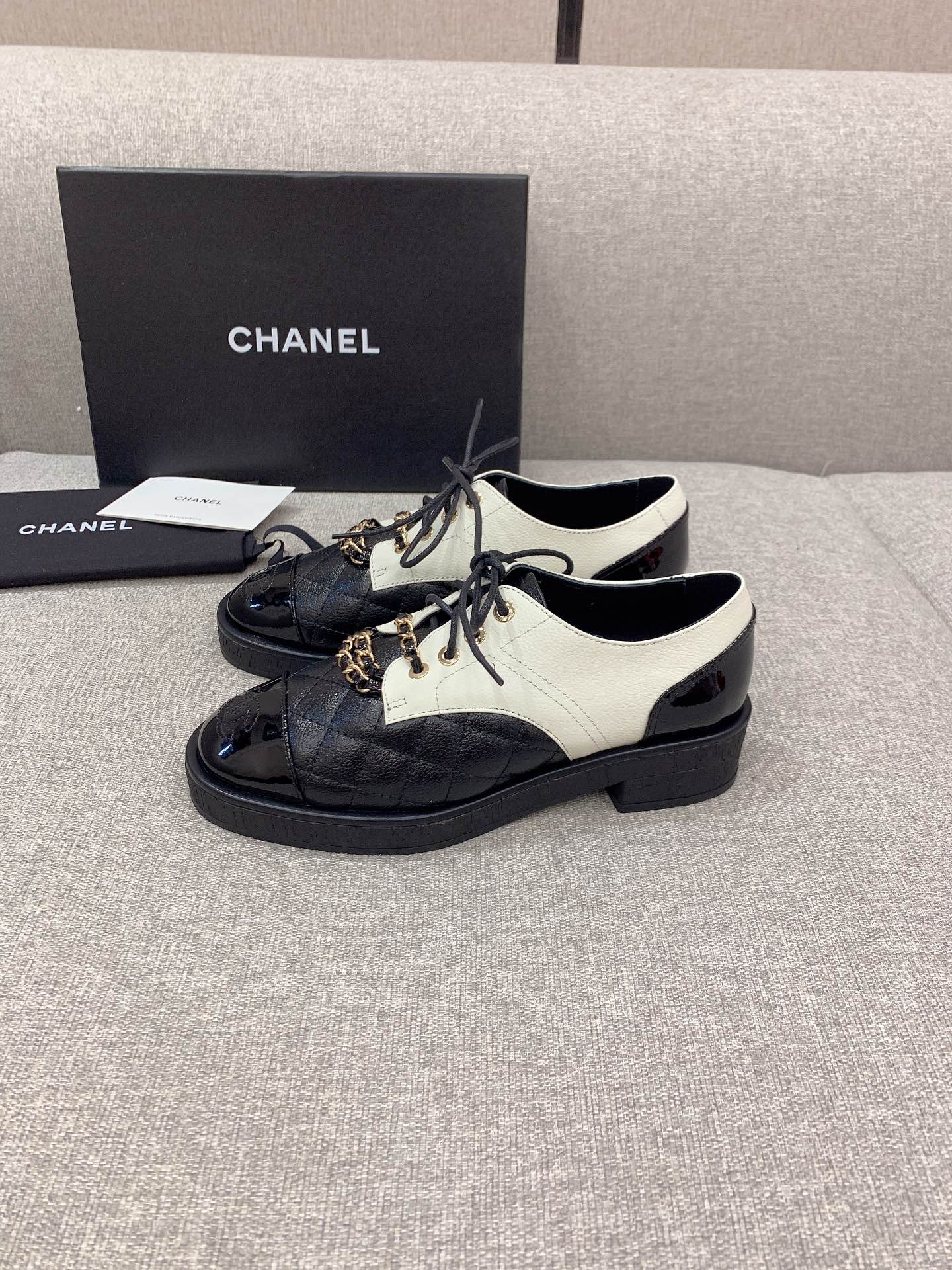 Chanel Women’s Lace- Ups With Gold Chain Black And White For Women 1.6in/4cm