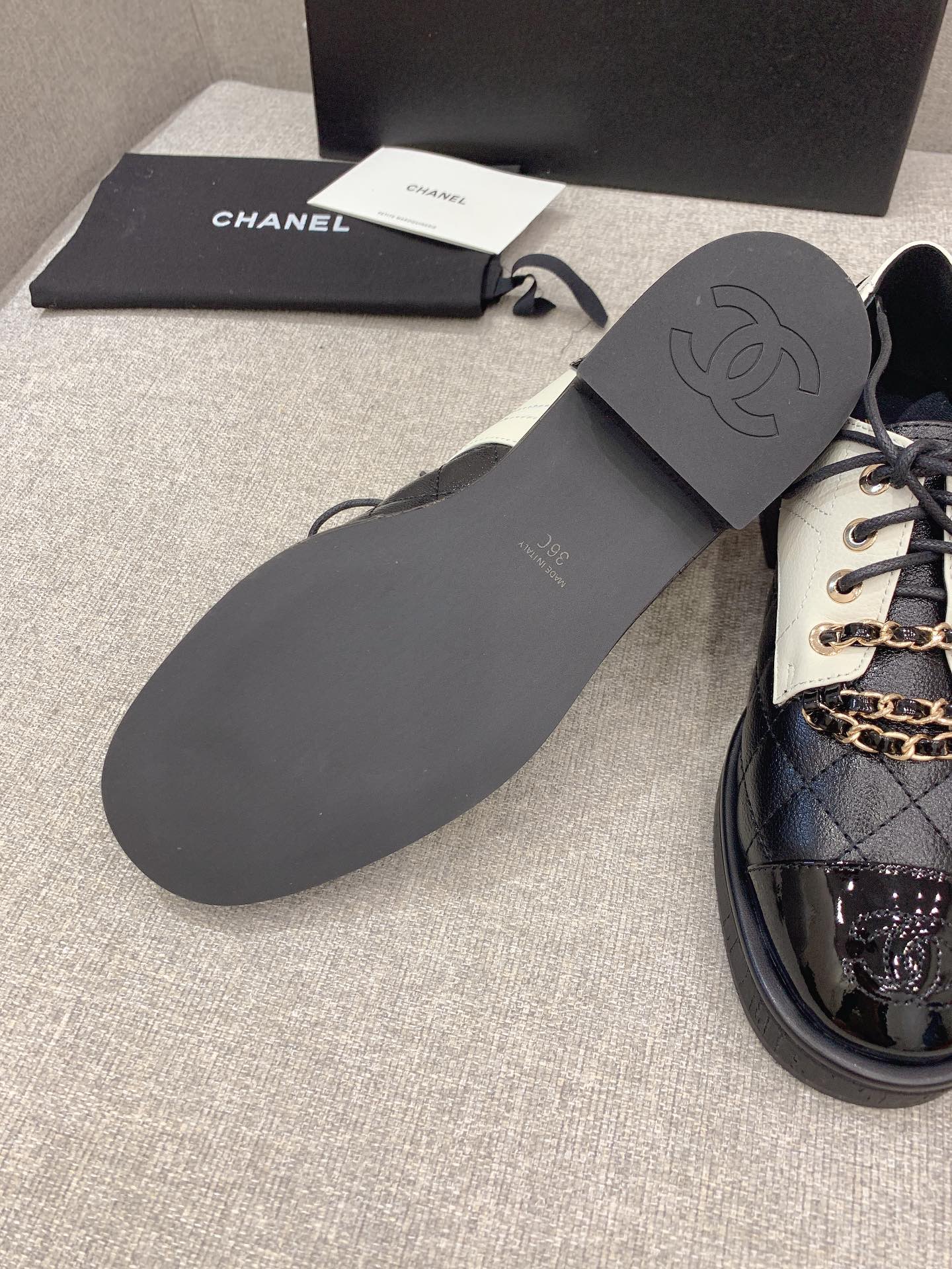 Chanel Women’s Lace- Ups With Gold Chain Black And White For Women 1.6in/4cm