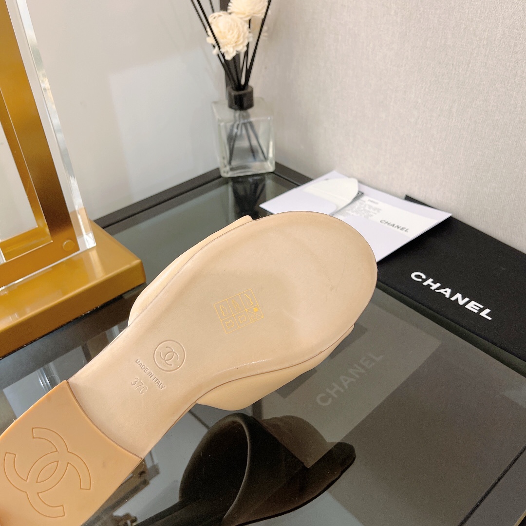 Chanel Women’s Mules With Embossed Chanel Logo Beige For Women