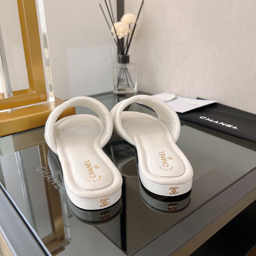 Chanel Women’s Mules With Embossed Chanel Logo White For Women