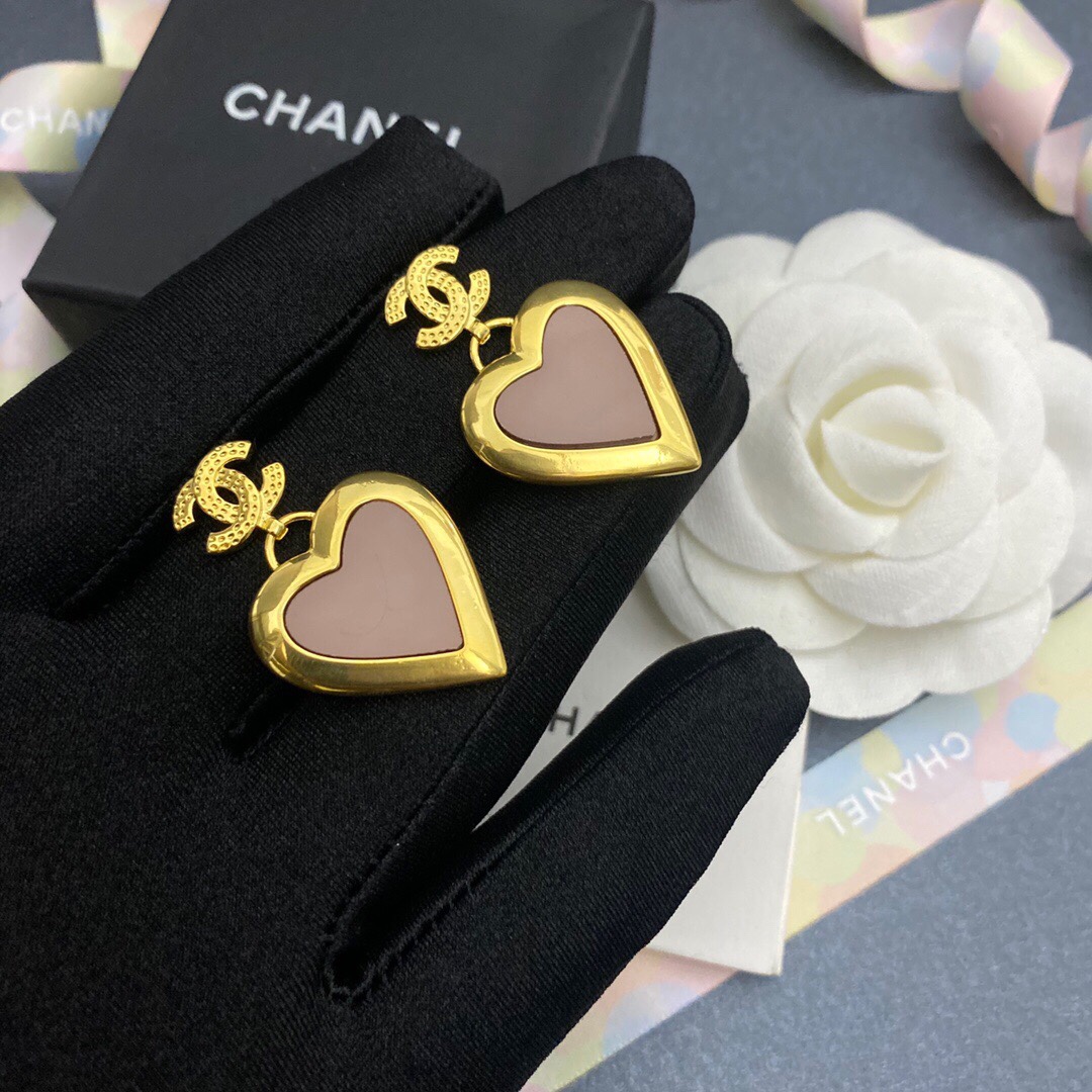 Chanel Yellow Thick Border Heart Earrings Gold Tone For Women