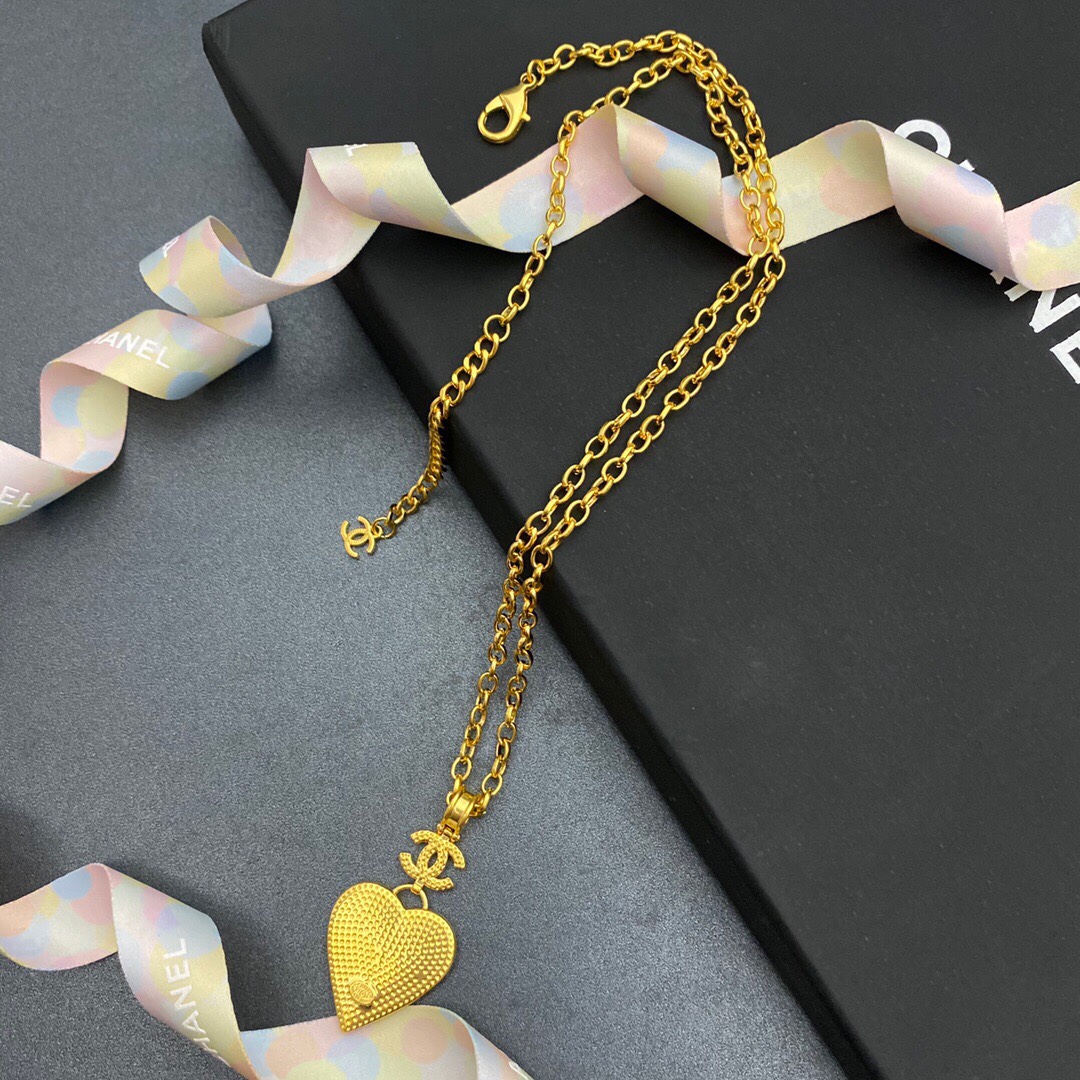 Chanel Yellow Thick Border Heart Necklace Gold Tone For Women