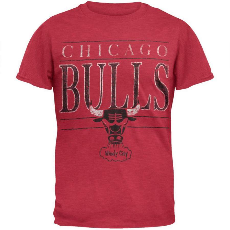 Chicago Bulls – Distressed Windy City Logo T-Shirt
