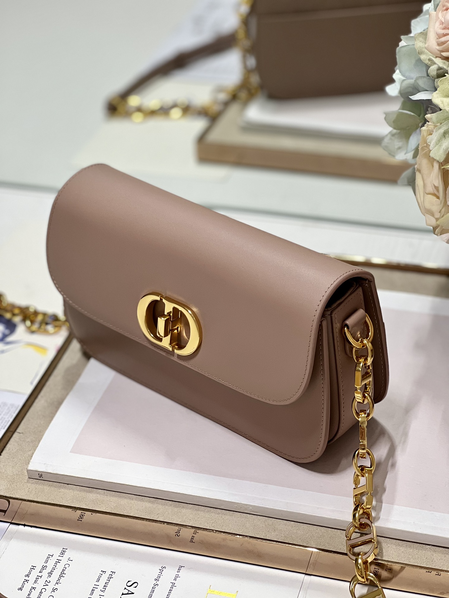 Christian Dior 30 Montaigne Avenue Bag Black/White/Blue/Beige/Light Pink For Women 9 in/ 22.5cmUMOA_