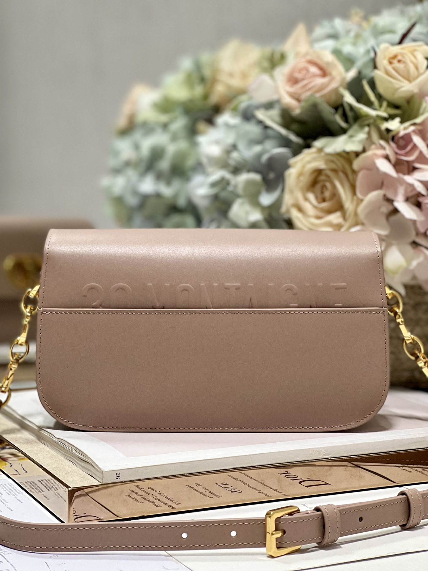 Christian Dior 30 Montaigne Avenue Bag Black/White/Blue/Beige/Light Pink For Women 9 in/ 22.5cmUMOA_