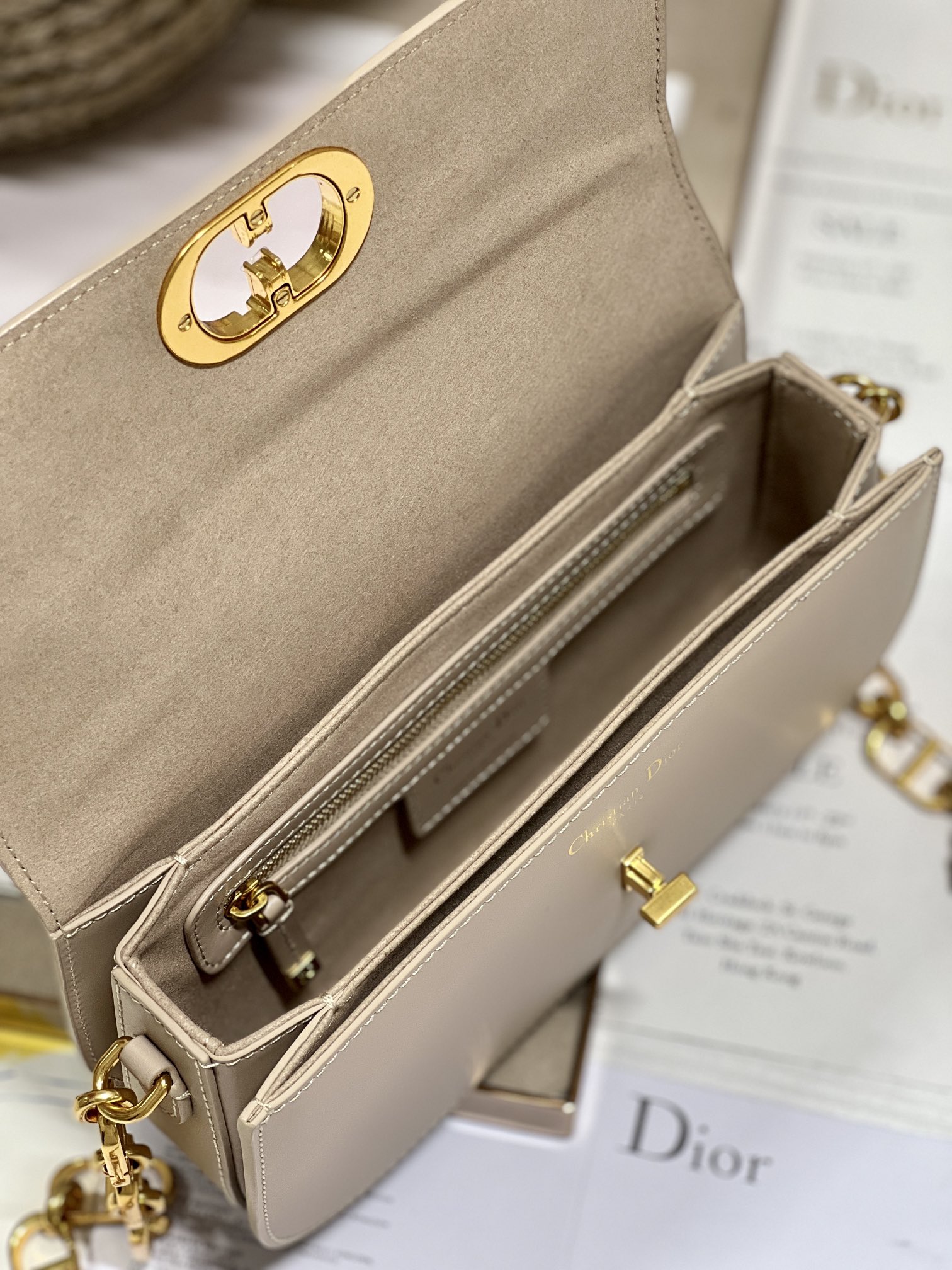 Christian Dior 30 Montaigne Avenue Bag Black/White/Blue/Beige/Light Pink For Women 9 in/ 22.5cmUMOA_