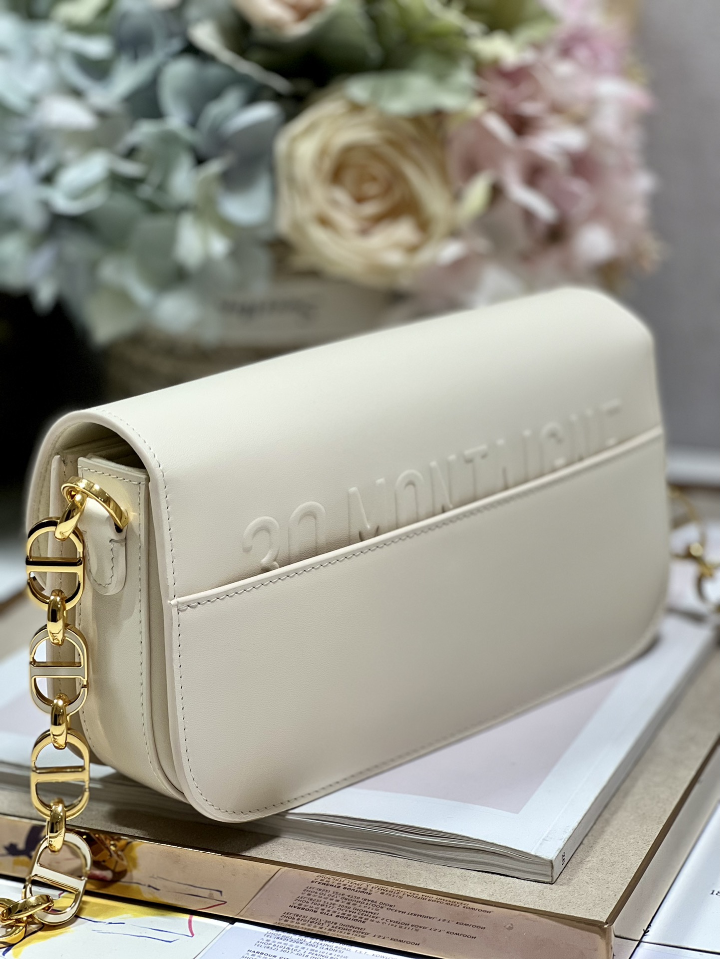 Christian Dior 30 Montaigne Avenue Bag Black/White/Blue/Beige/Light Pink For Women 9 in/ 22.5cmUMOA_