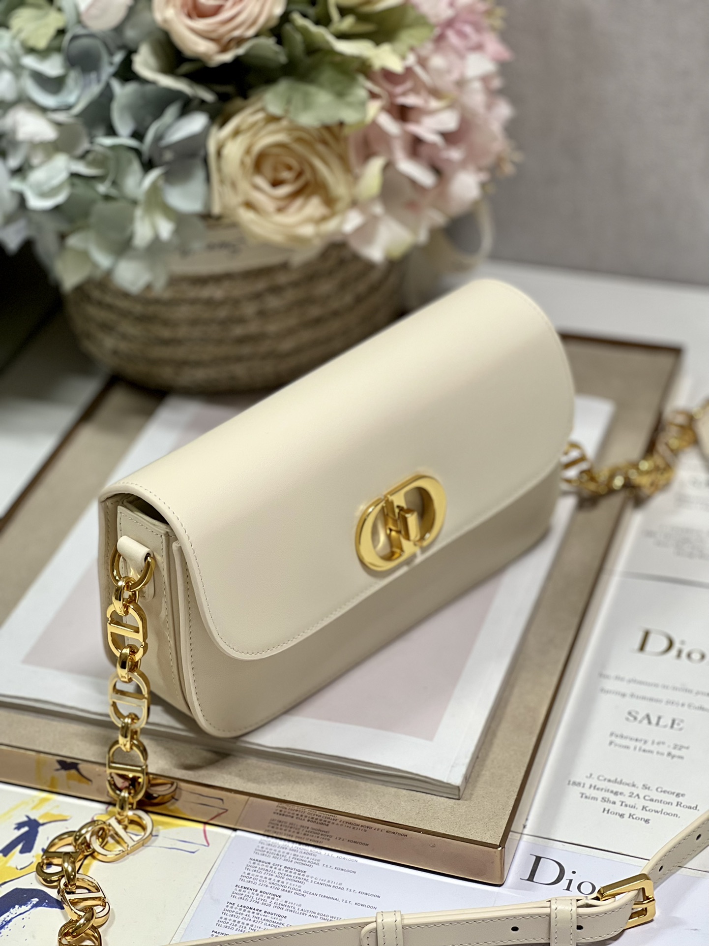 Christian Dior 30 Montaigne Avenue Bag Black/White/Blue/Beige/Light Pink For Women 9 in/ 22.5cmUMOA_