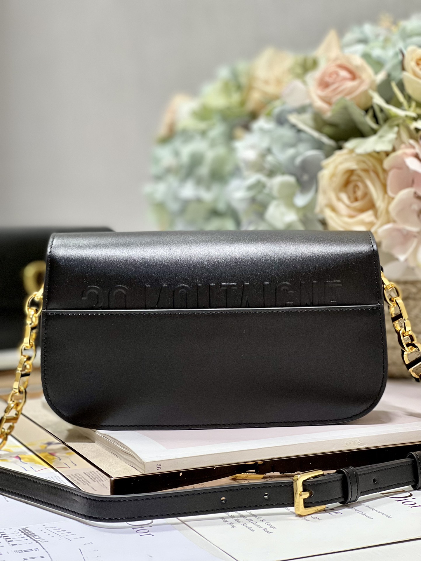 Christian Dior 30 Montaigne Avenue Bag Black/White/Blue/Beige/Light Pink For Women 9 in/ 22.5cmUMOA_