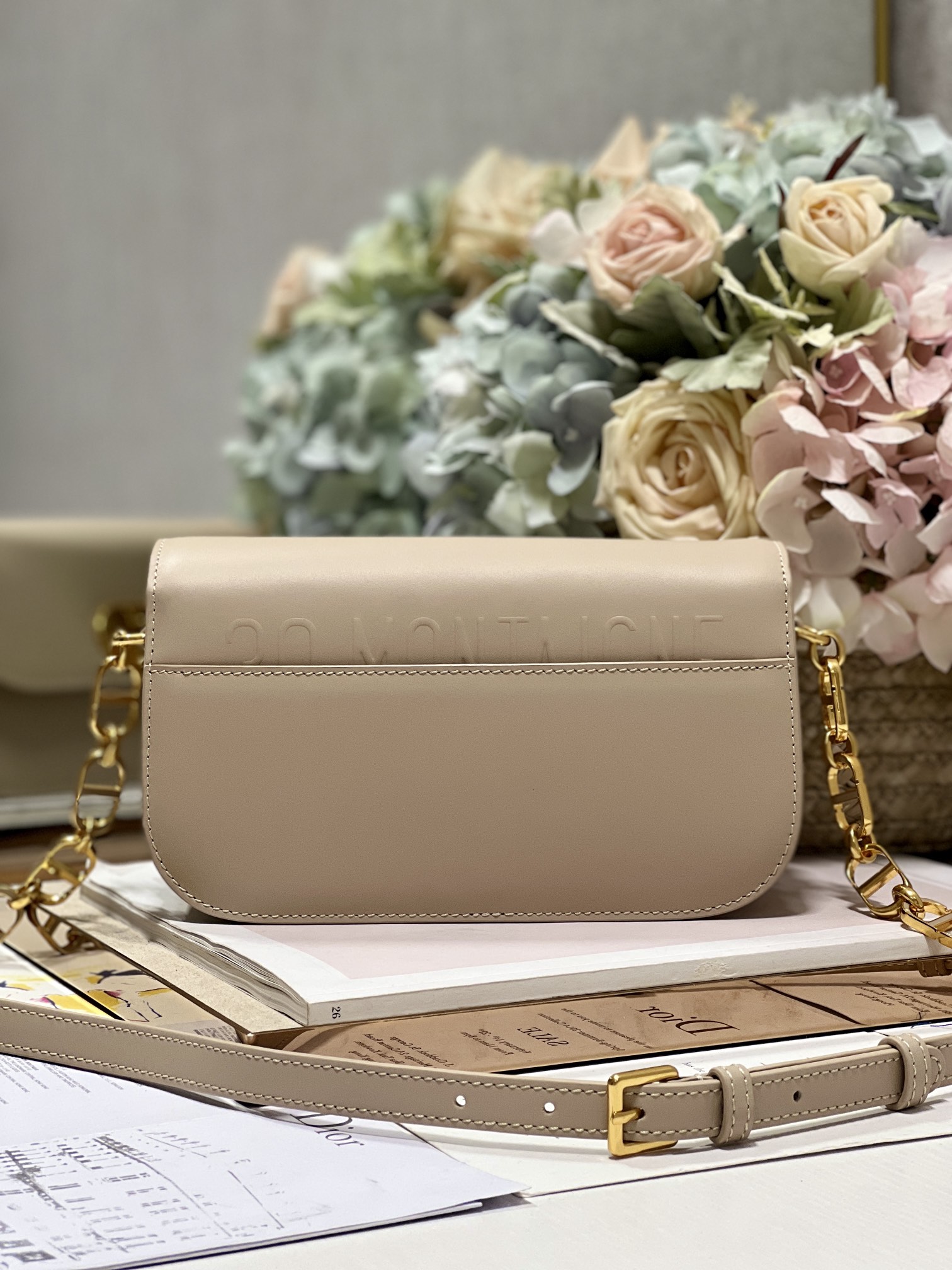 Christian Dior 30 Montaigne Avenue Bag Black/White/Blue/Beige/Light Pink For Women 9 in/ 22.5cmUMOA_