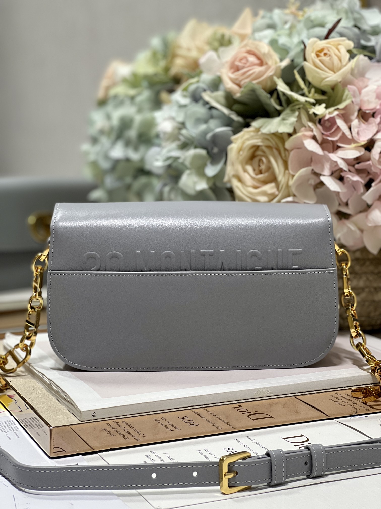 Christian Dior 30 Montaigne Avenue Bag Black/White/Blue/Beige/Light Pink For Women 9 in/ 22.5cmUMOA_