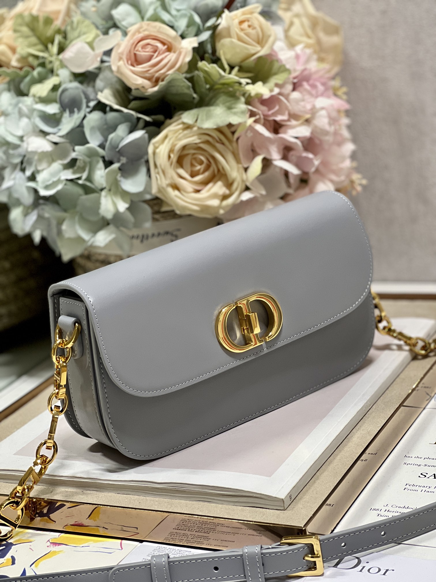 Christian Dior 30 Montaigne Avenue Bag Black/White/Blue/Beige/Light Pink For Women 9 in/ 22.5cmUMOA_