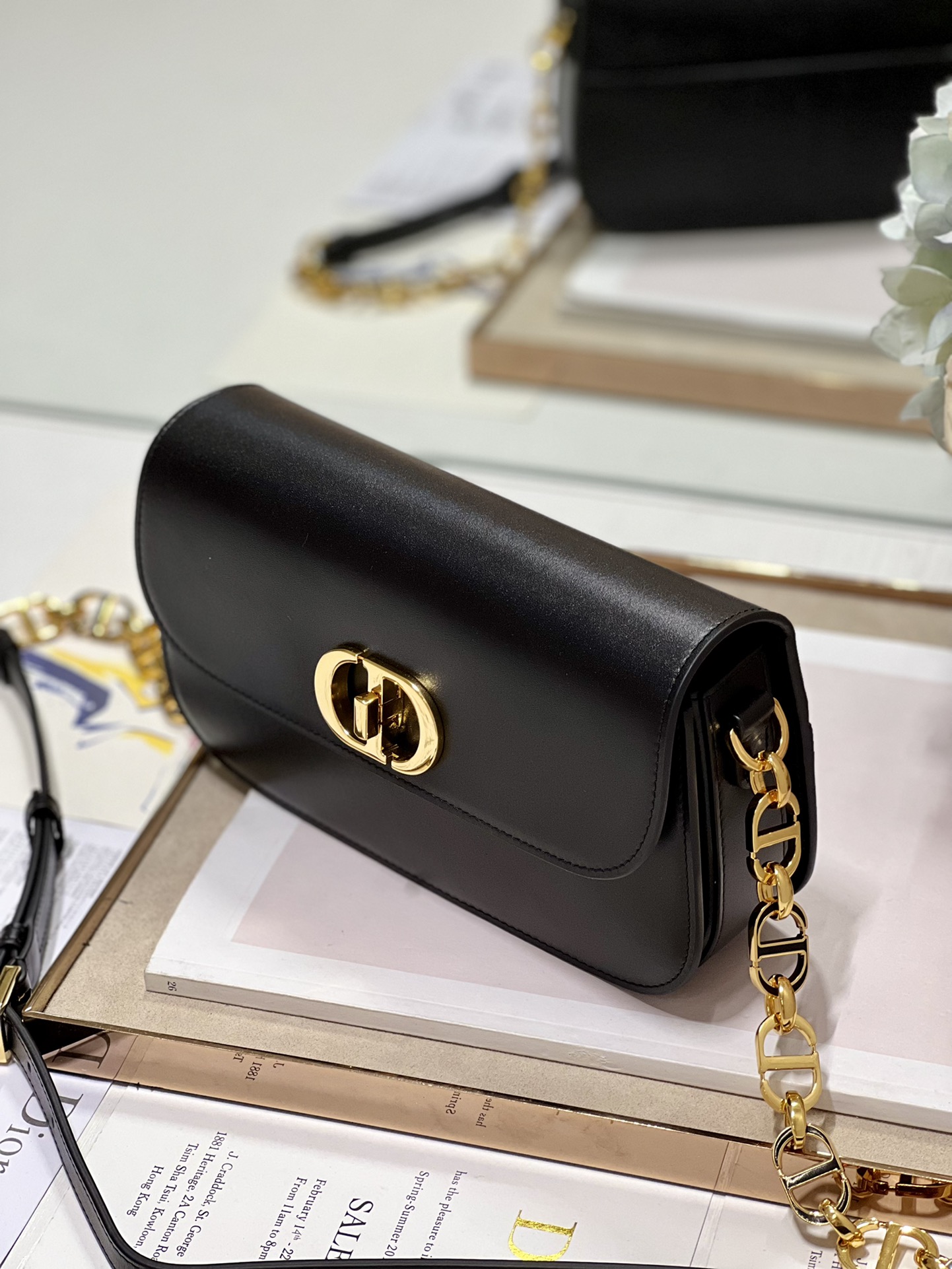 Christian Dior 30 Montaigne Avenue Bag Black/White/Blue/Beige/Light Pink For Women 9 in/ 22.5cmUMOA_