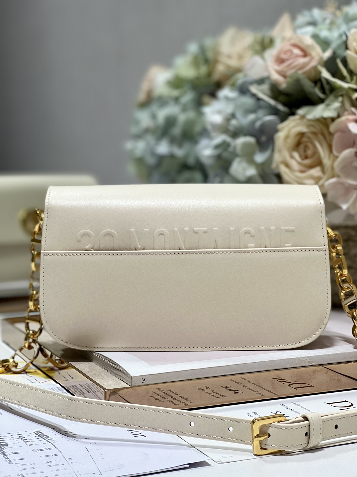 Christian Dior 30 Montaigne Avenue Bag Black/White/Blue/Beige/Light Pink For Women 9 in/ 22.5cmUMOA_