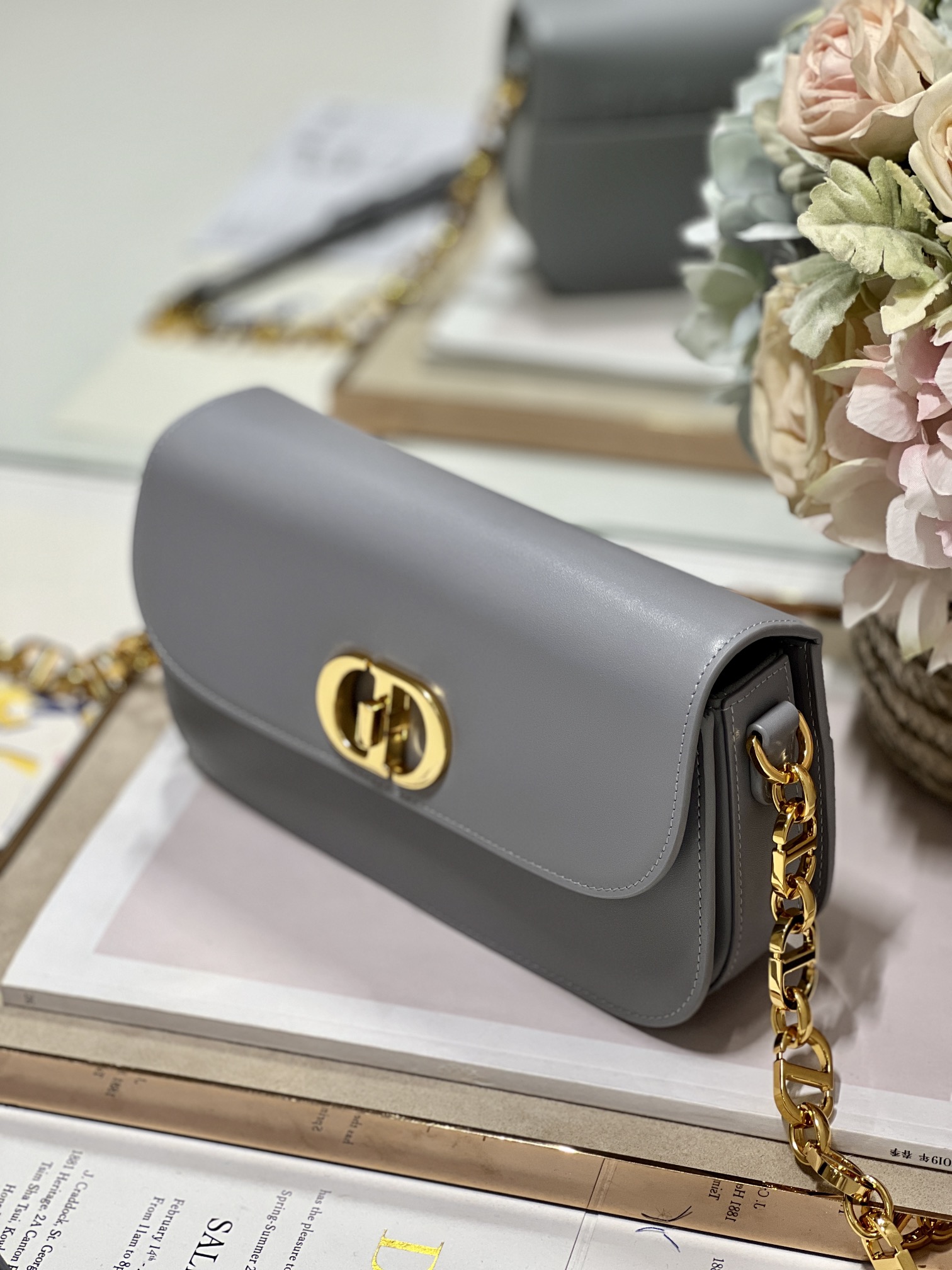Christian Dior 30 Montaigne Avenue Bag Black/White/Blue/Beige/Light Pink For Women 9 in/ 22.5cmUMOA_