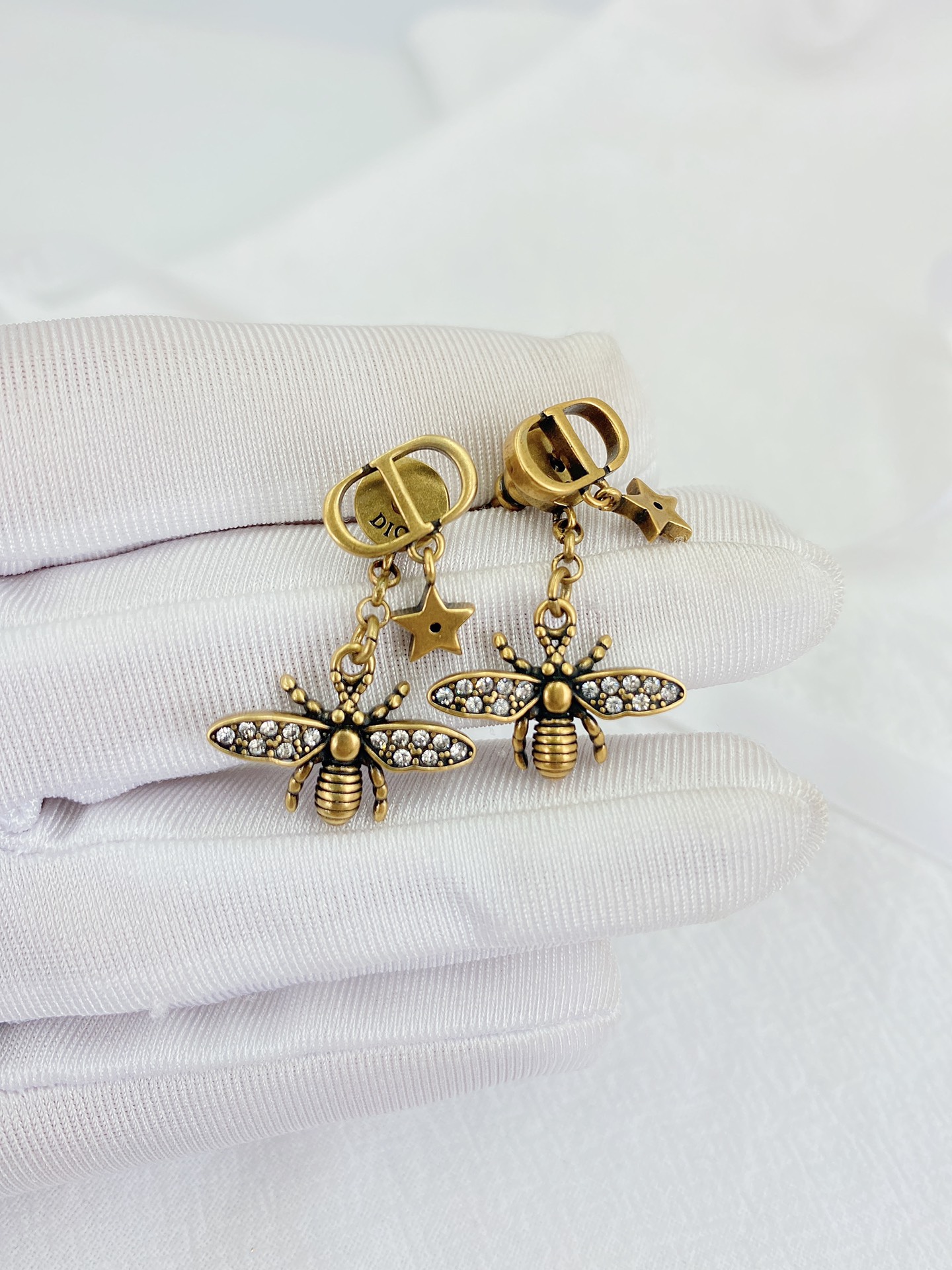 Christian Dior Bee Shape Earrings Gold Tone For Women