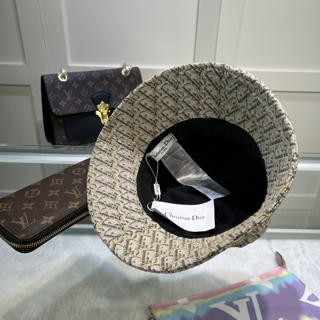 Christian Dior Dioresort Big Brim Hat Beige Hat