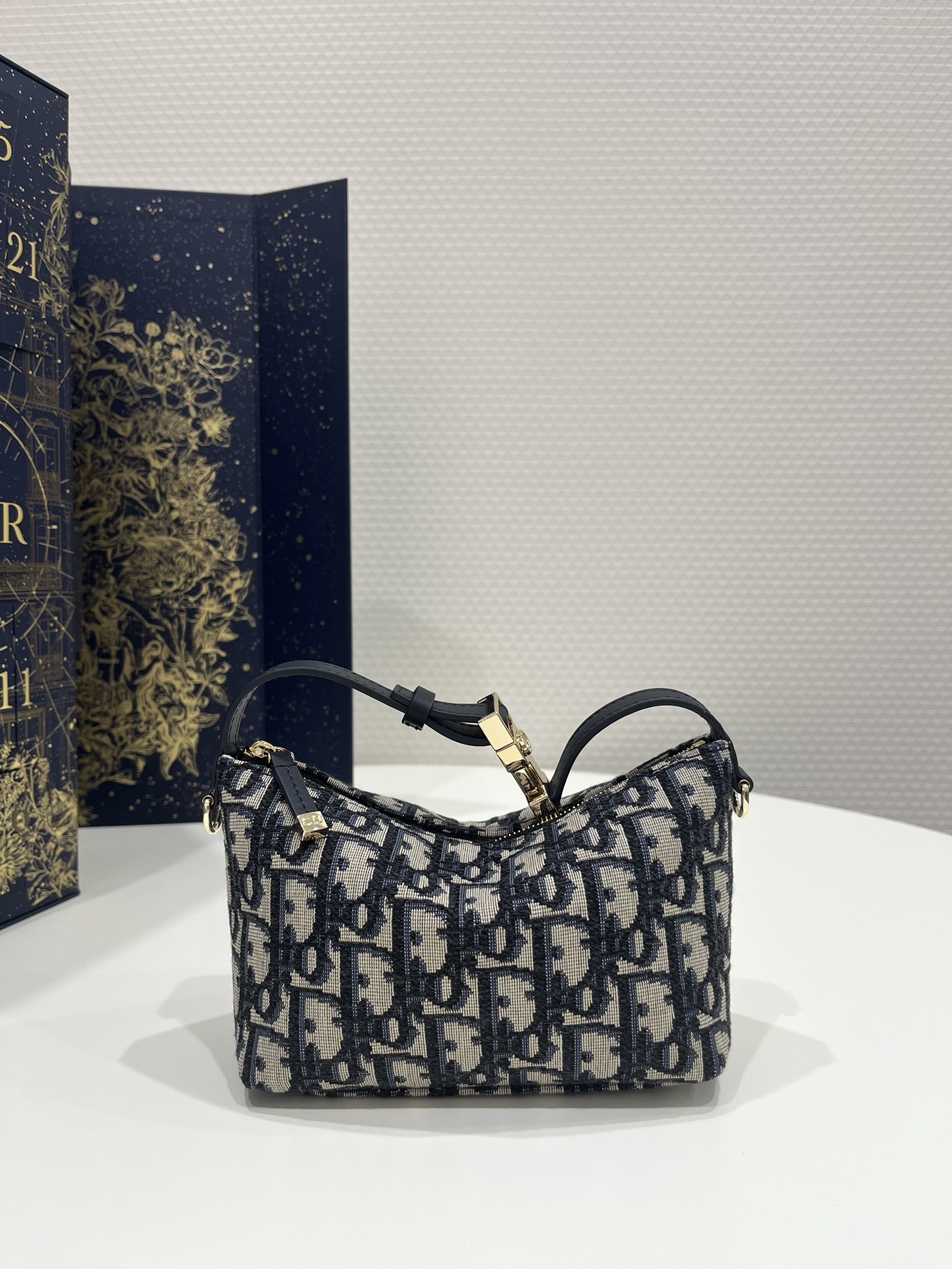 Christian Dior Diortravel Nomad Pouch Blue For Women 6in/ 15cm