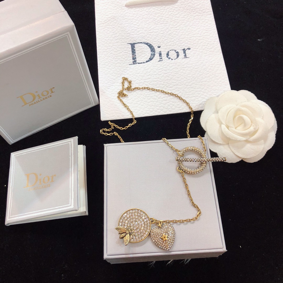 Christian Dior Heart And Round Shape Pendant Necklace Gold Tone For Women