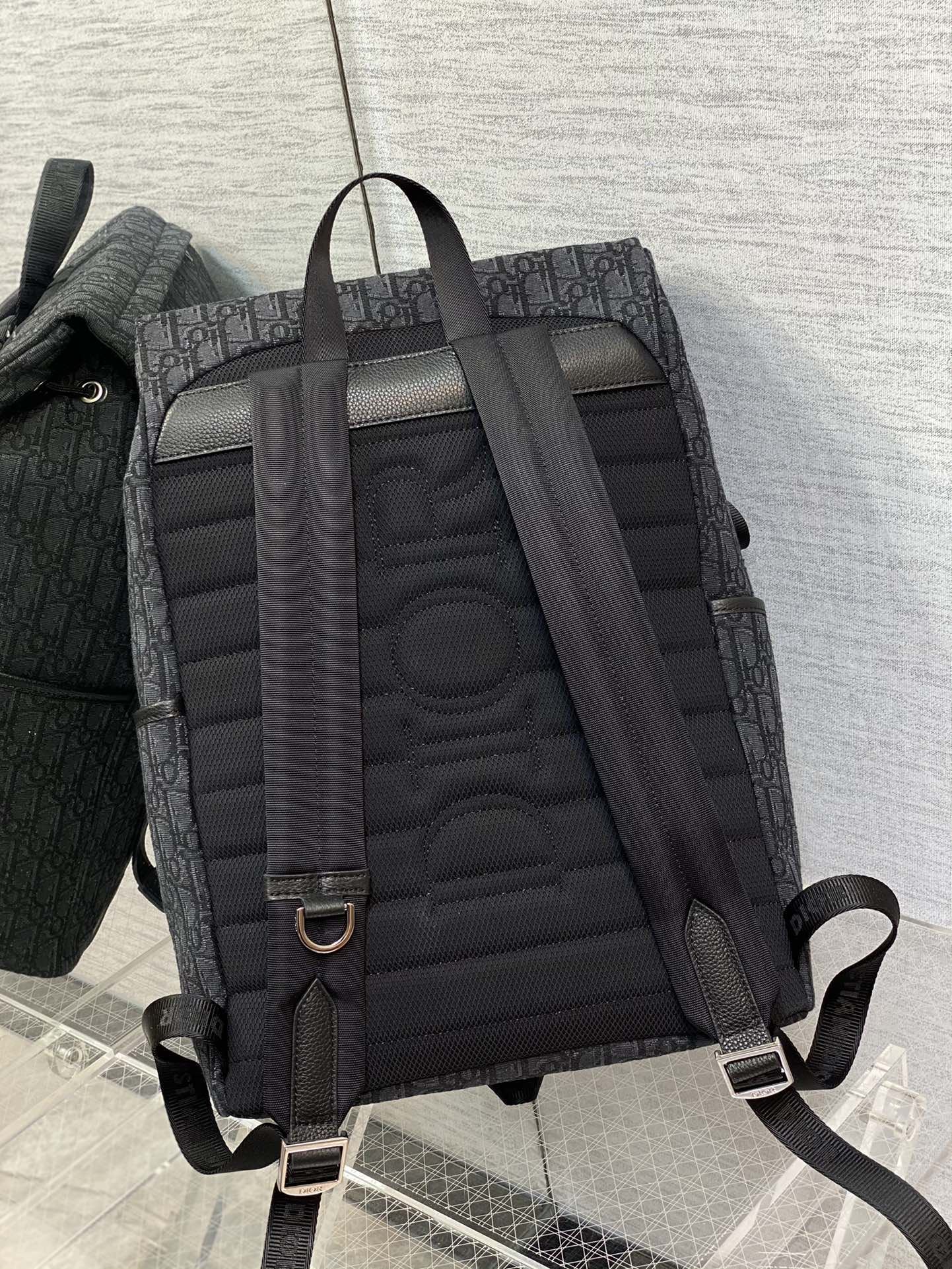 Christian Dior Hit The Road Backpack Black/White For Men 16.7 in/42.5 cm