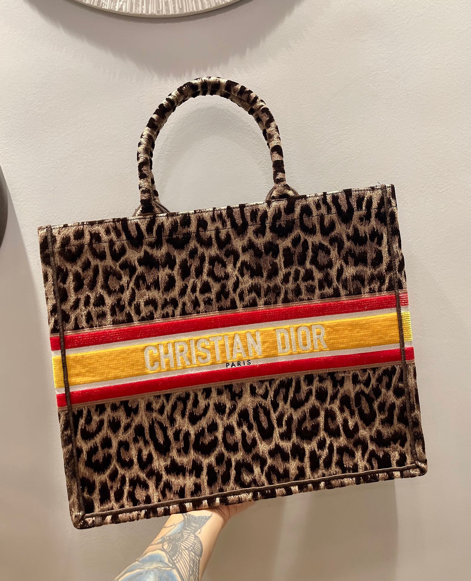 Christian Dior Large Dior Book Tote Begie Multicolor , For Women, Women’s Handbags 16.5in/42cm CD