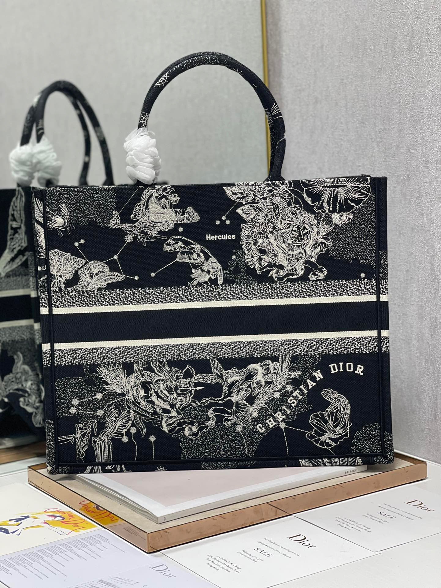 Christian Dior Large Dior Book Tote Black And White, For Women, Women’s Handbags 16.5in/42cm CD