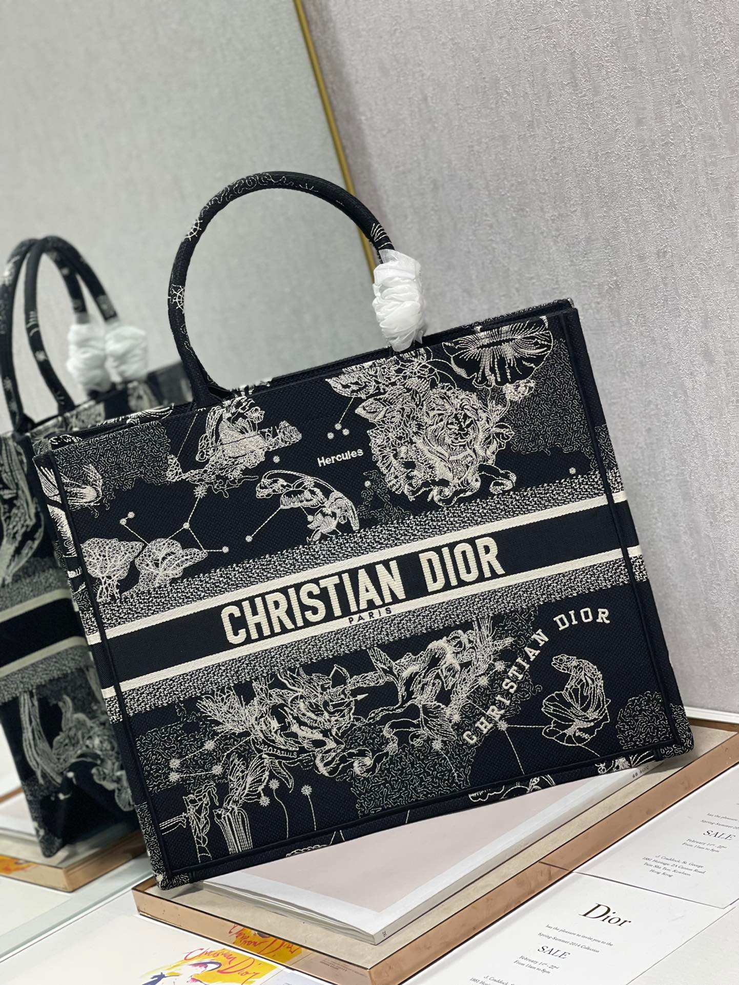Christian Dior Large Dior Book Tote Black And White, For Women, Women’s Handbags 16.5in/42cm CD