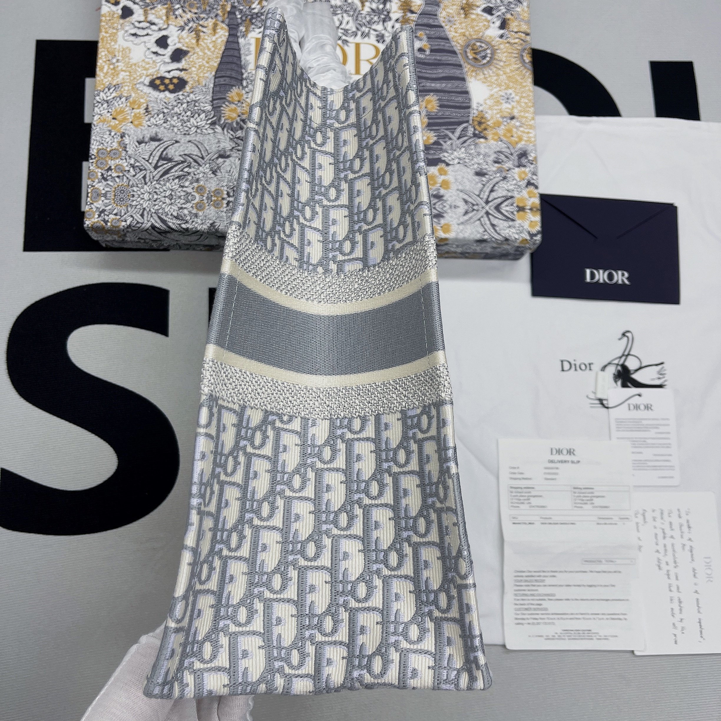 Christian Dior Large Dior Book Tote Gray, For Women, Women’s Handbags 16.5in/42cm CDZRIW_