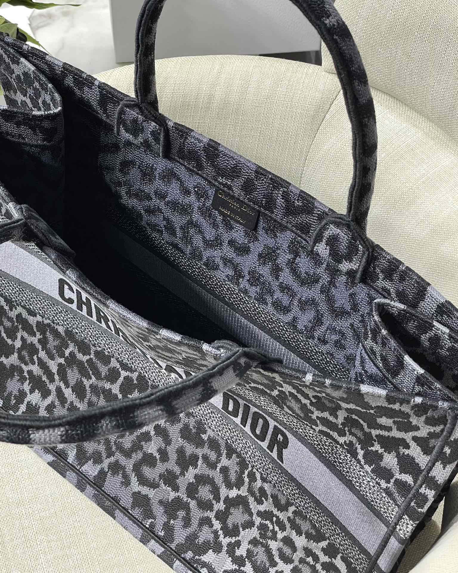 Christian Dior Large Dior Book Tote Gray Multicolor , For Women, Women’s Handbags 16.5in/42cm CDZRHM_