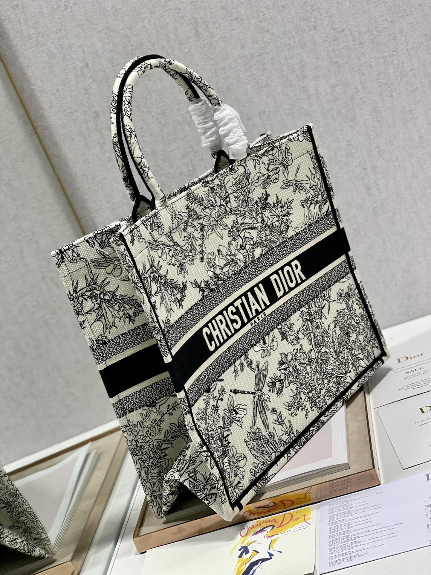 Christian Dior Large Dior Book Tote Toile de Jouy Flowers Embroidery, Black/Beige, For Women Women’s Handbags, Shoulder Bags, 42cm CDZTQW_