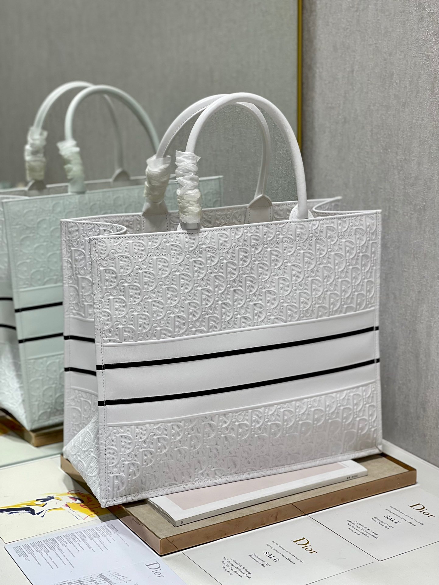 Christian Dior Large Dior Book Tote White, For Women, Women’s Handbags 16.5in/42cm CD