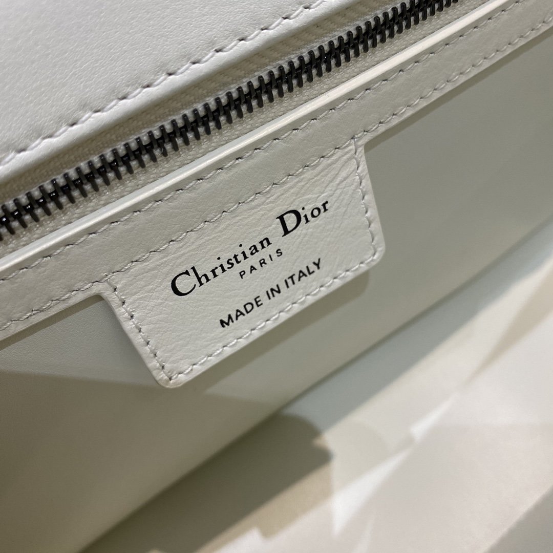 Christian Dior Large Dior Caro Bag, White, For Women Women’s Handbags, Crossbody Bags, 28cm CD