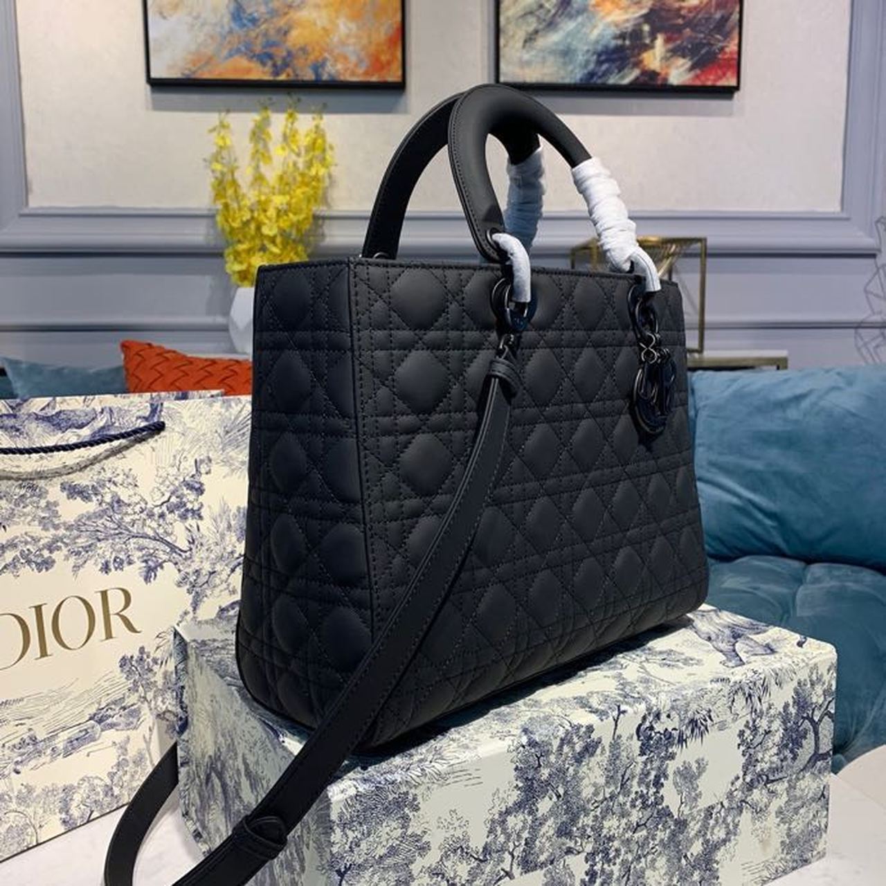 Christian Dior Large Lady Dior Bag Black For Women 12.5in/32cm CDSLOI_