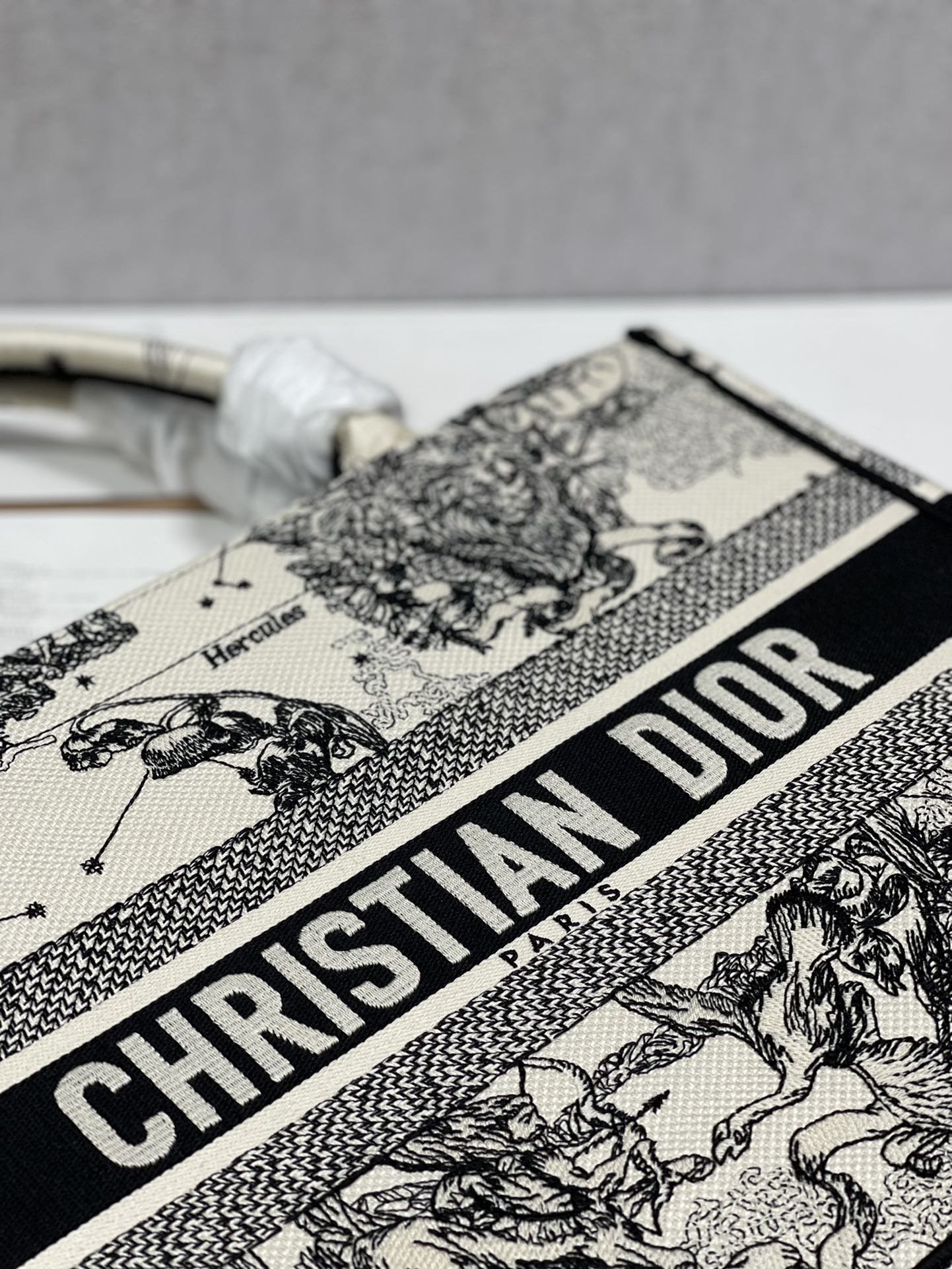 Christian Dior Medium Dior Book Tote Bag, Black/White, For Women Women’s Handbags, Shoulder Bags, 36cm