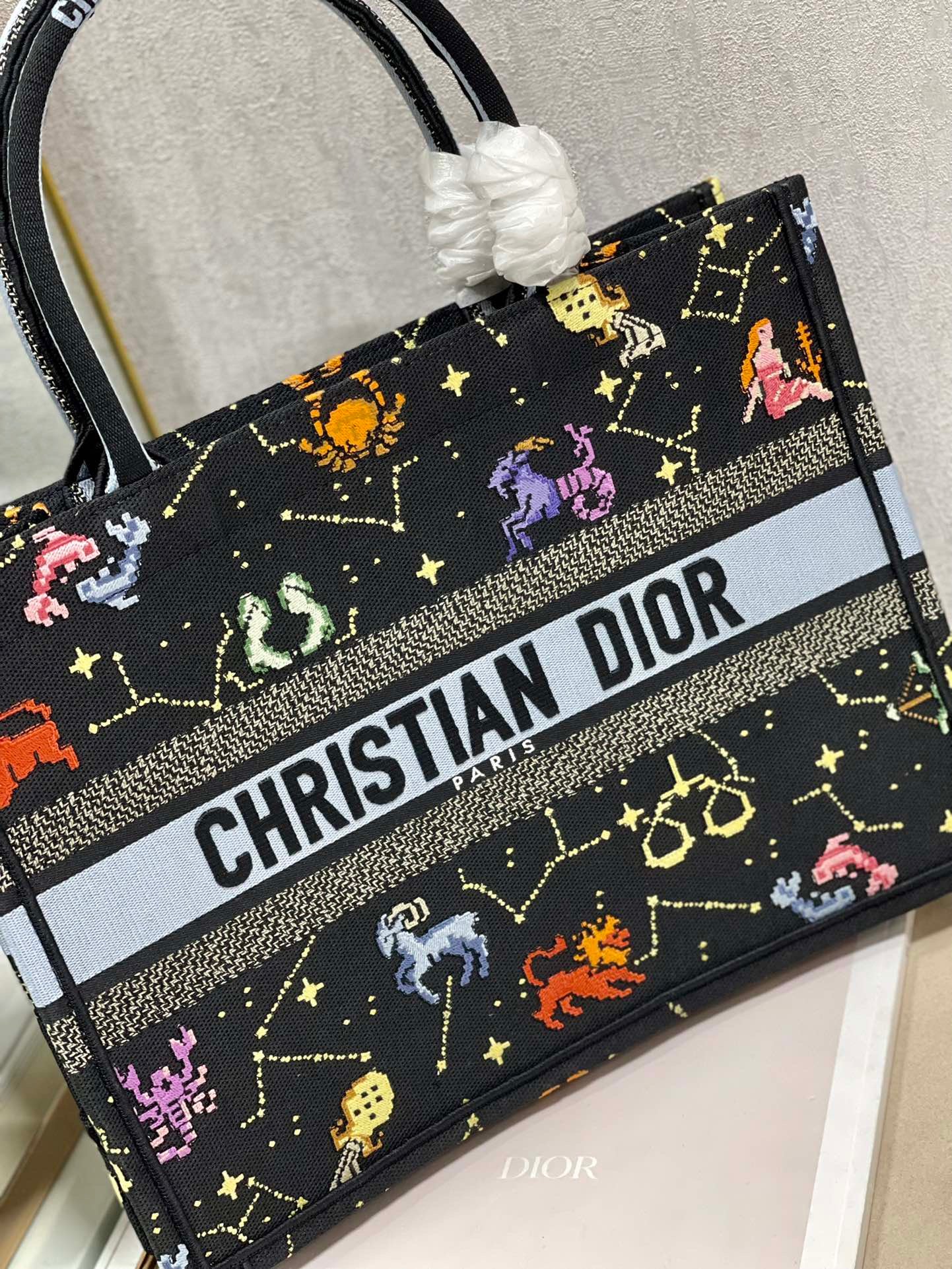 Christian Dior Medium Dior Book Tote Black Multicolor, For Women, Women’s Handbags 14in/36cm CDZRTY_