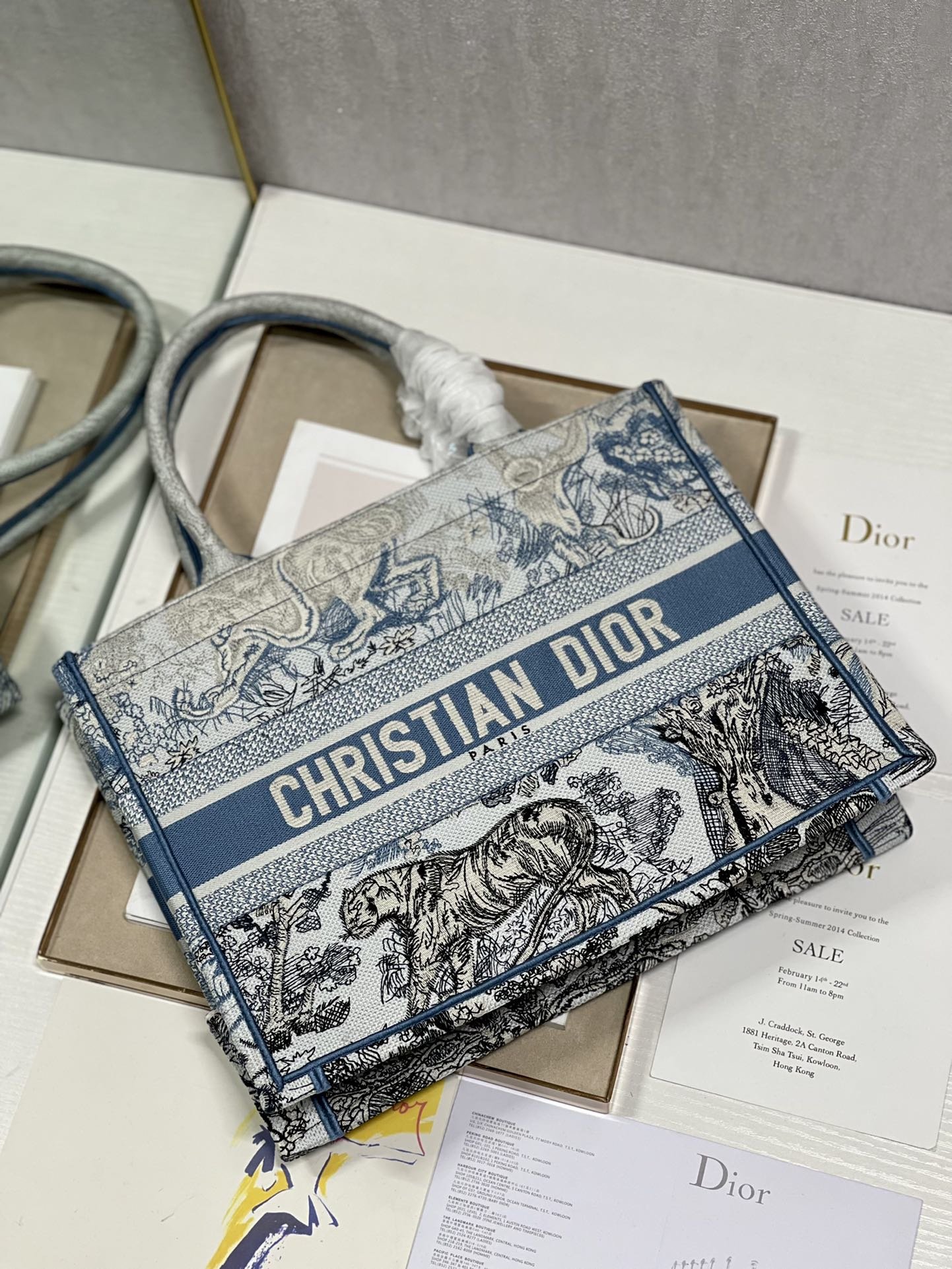 Christian Dior Medium Dior Book Tote Blue Toile de Jouy Reverse Embroidery, Blue, For Women Women’s Handbags, Shoulder Bags, 36cm CDZRGO_
