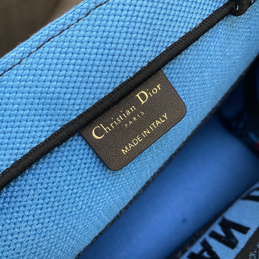 Christian Dior Medium Dior Book Tote Bright Blue and Bright Pink D-Jungle Pop Embroidery, Blue/Pink, For Women Women’s Handbags, 36cm CDZRON_