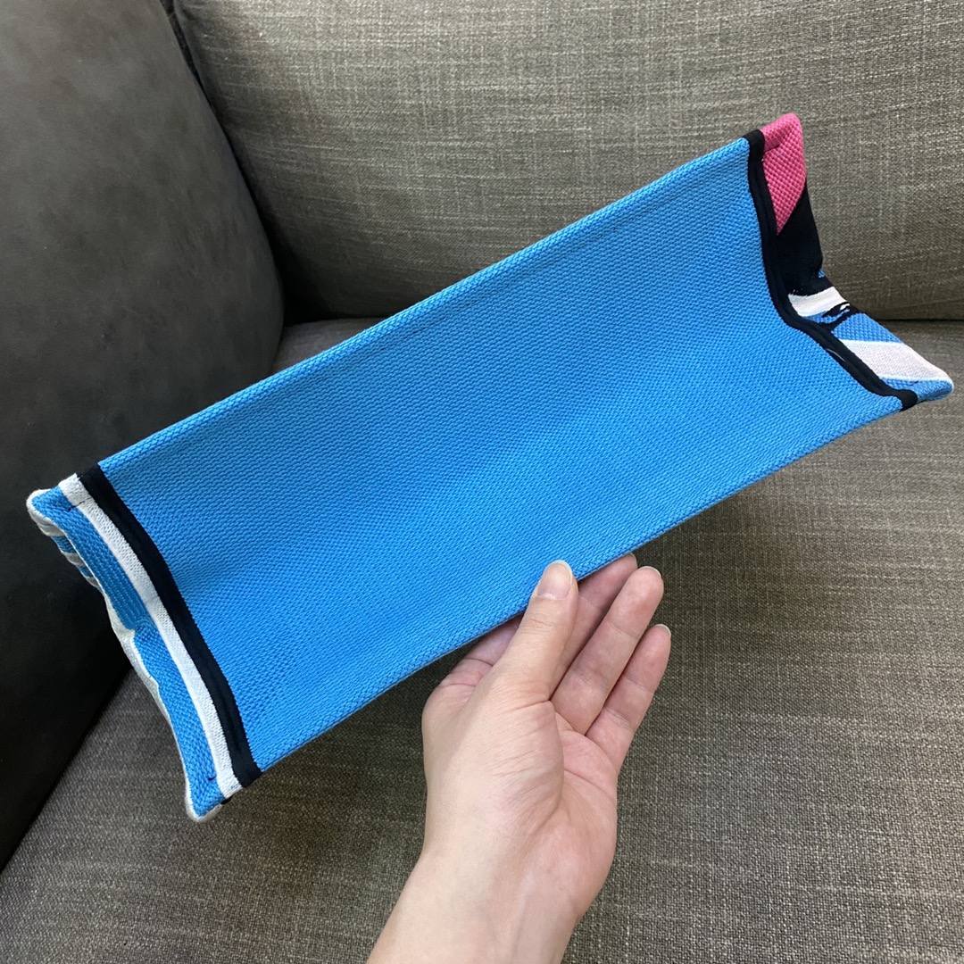 Christian Dior Medium Dior Book Tote Bright Blue and Bright Pink D-Jungle Pop Embroidery, Blue/Pink, For Women Women’s Handbags, 36cm CDZRON_