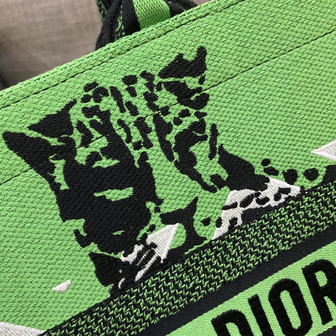 Christian Dior Medium Dior Book Tote Bright Green and Fluorescent Orange D-Jungle Pop Embroidery, Orange/Green, For Women Women’s Handbags, 36cm CDZRON_
