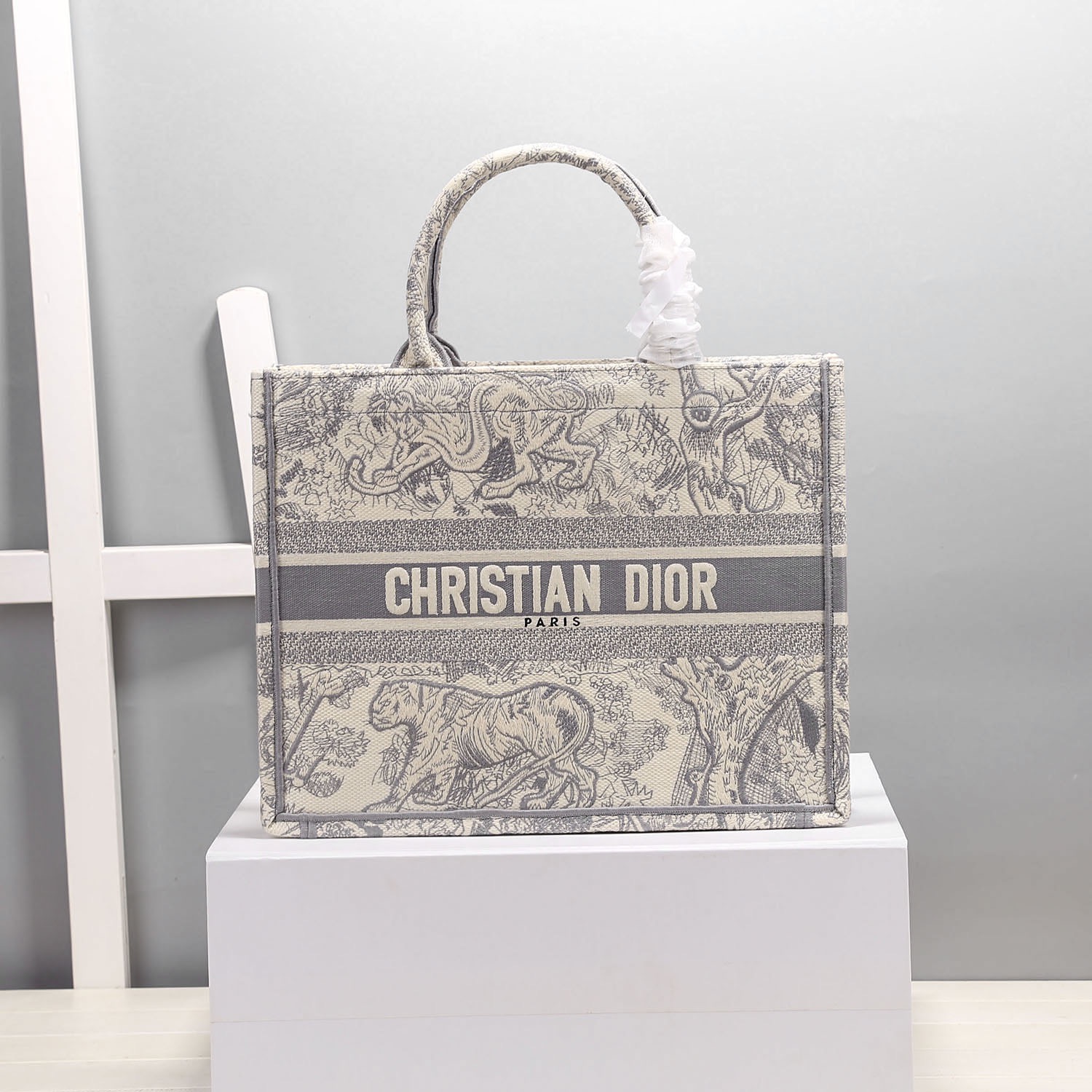 Christian Dior Medium Dior Book Tote Gray, For Women, Women’s Handbags 14in/36cm CDZTDT_