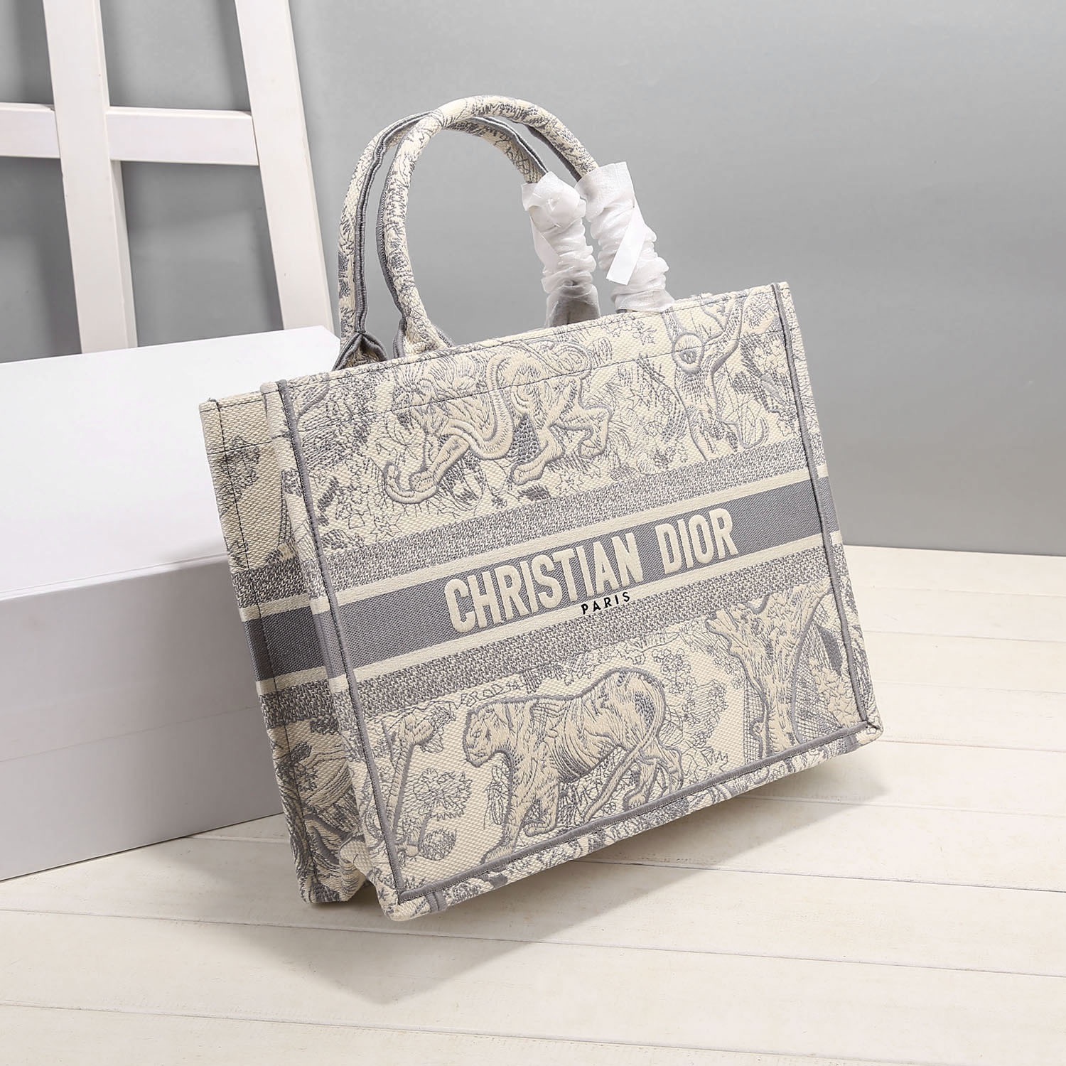 Christian Dior Medium Dior Book Tote Gray, For Women, Women’s Handbags 14in/36cm CDZTDT_