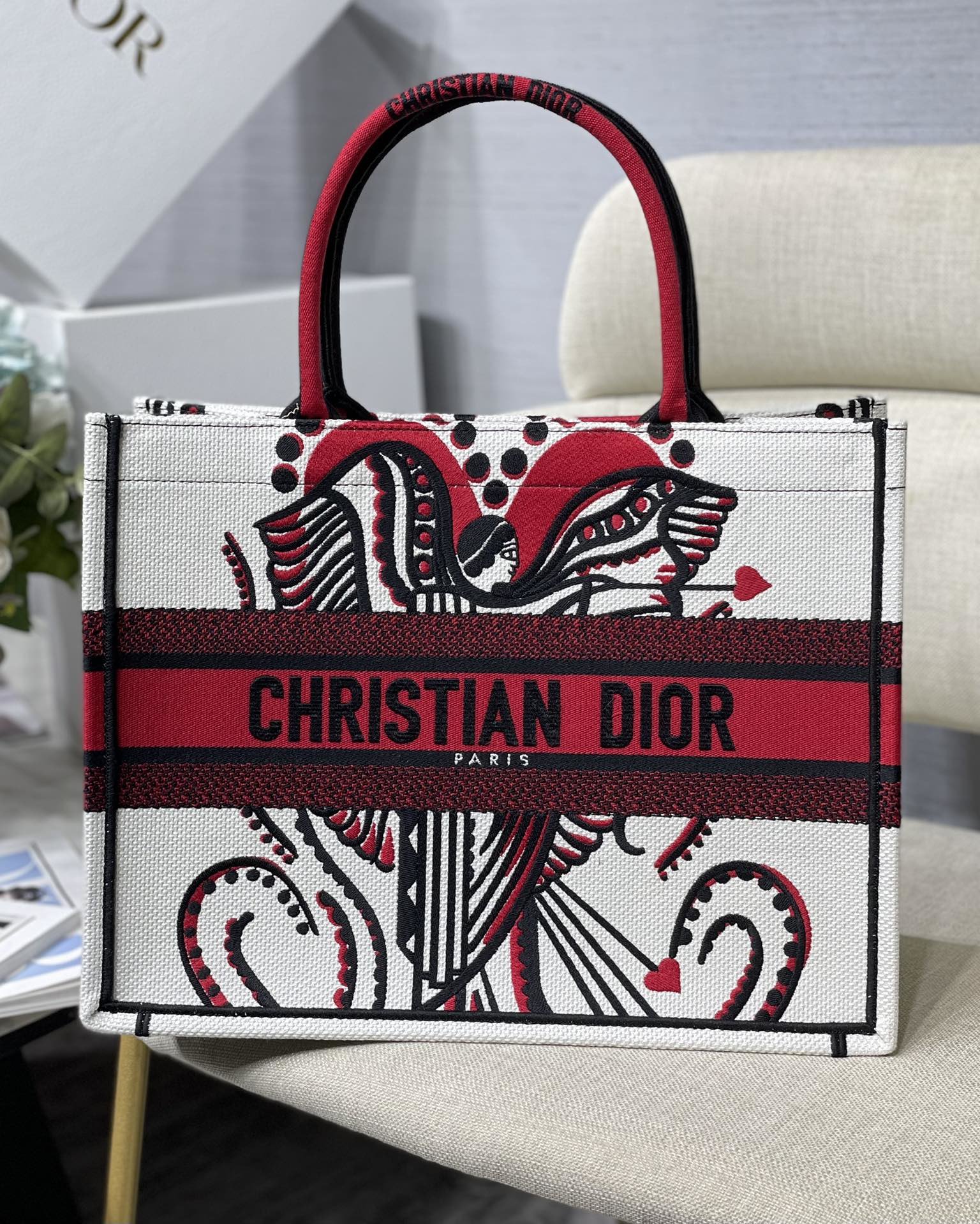 Christian Dior Medium Dior Book Tote Latte Multicolor Cupidon Embroidery, Red/White, For Women Women’s Handbags, 41cm CDZTQG_